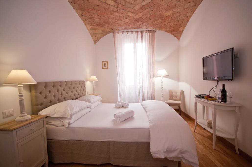 La Finestra Sul Colosseo B&B 1 Рим Екстер'єр фото